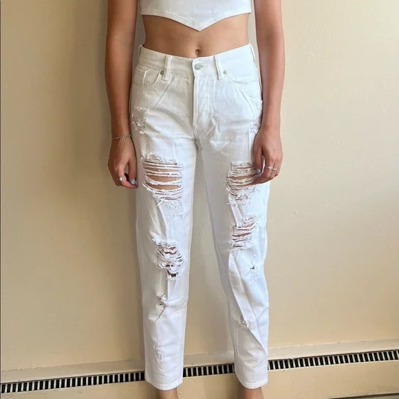 Brandy Melville Jeans Brandy Melville White Ripped Jeans